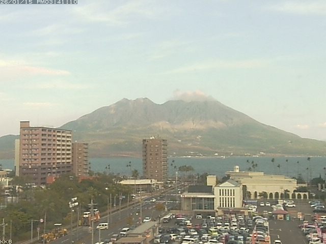 �������J����