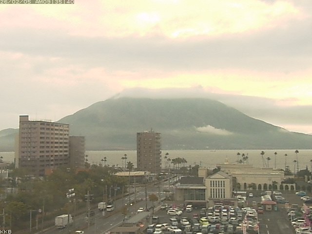 �������J����