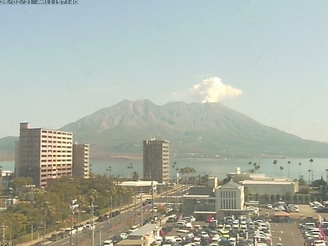 �������J����