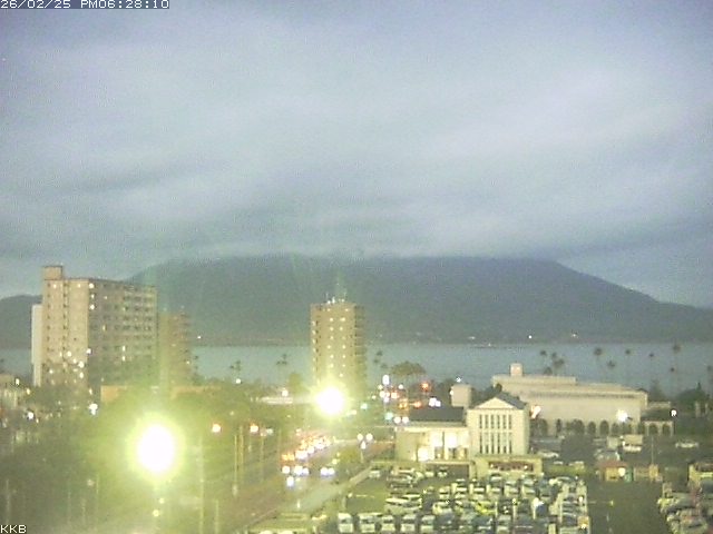 �������J����