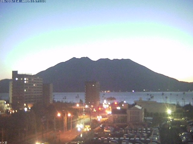 �������J����