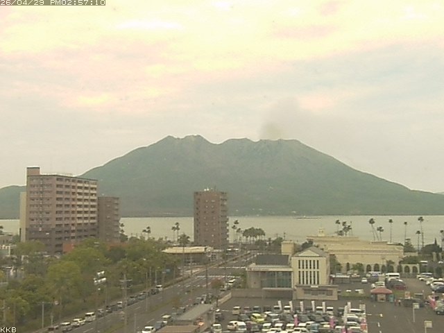 �������J����